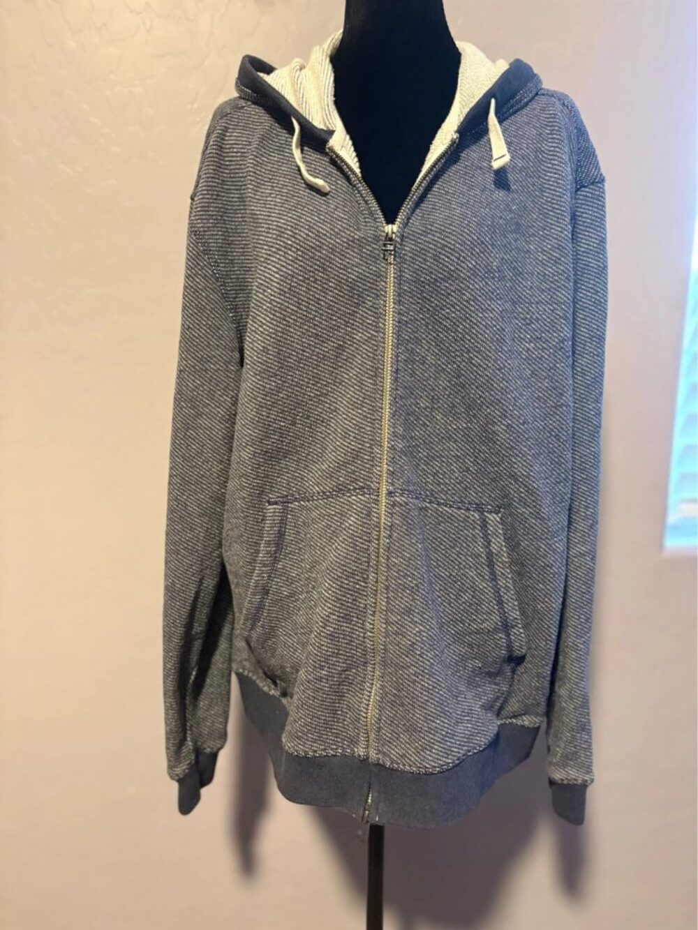 Taylor Stitch hoodie Size XL